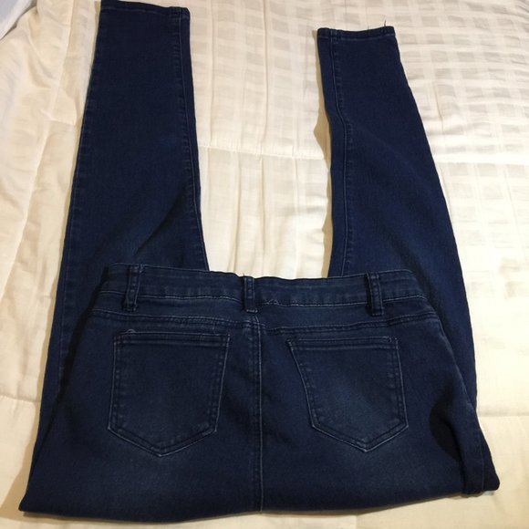 Sweet Apparel Blue Denim Stretch Jeans Size 11 - Picture 1 of 8